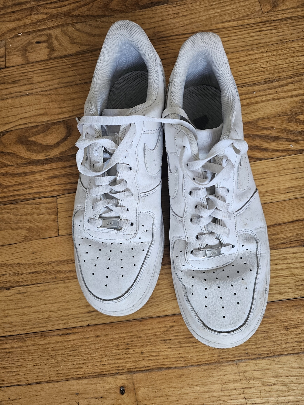 Nike Men's White Low-Top Sneakers